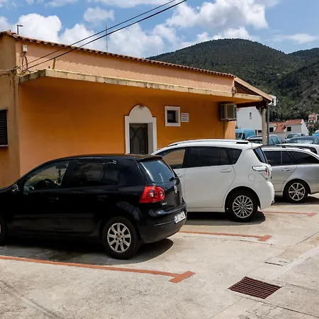 Apartment Tete Mare *